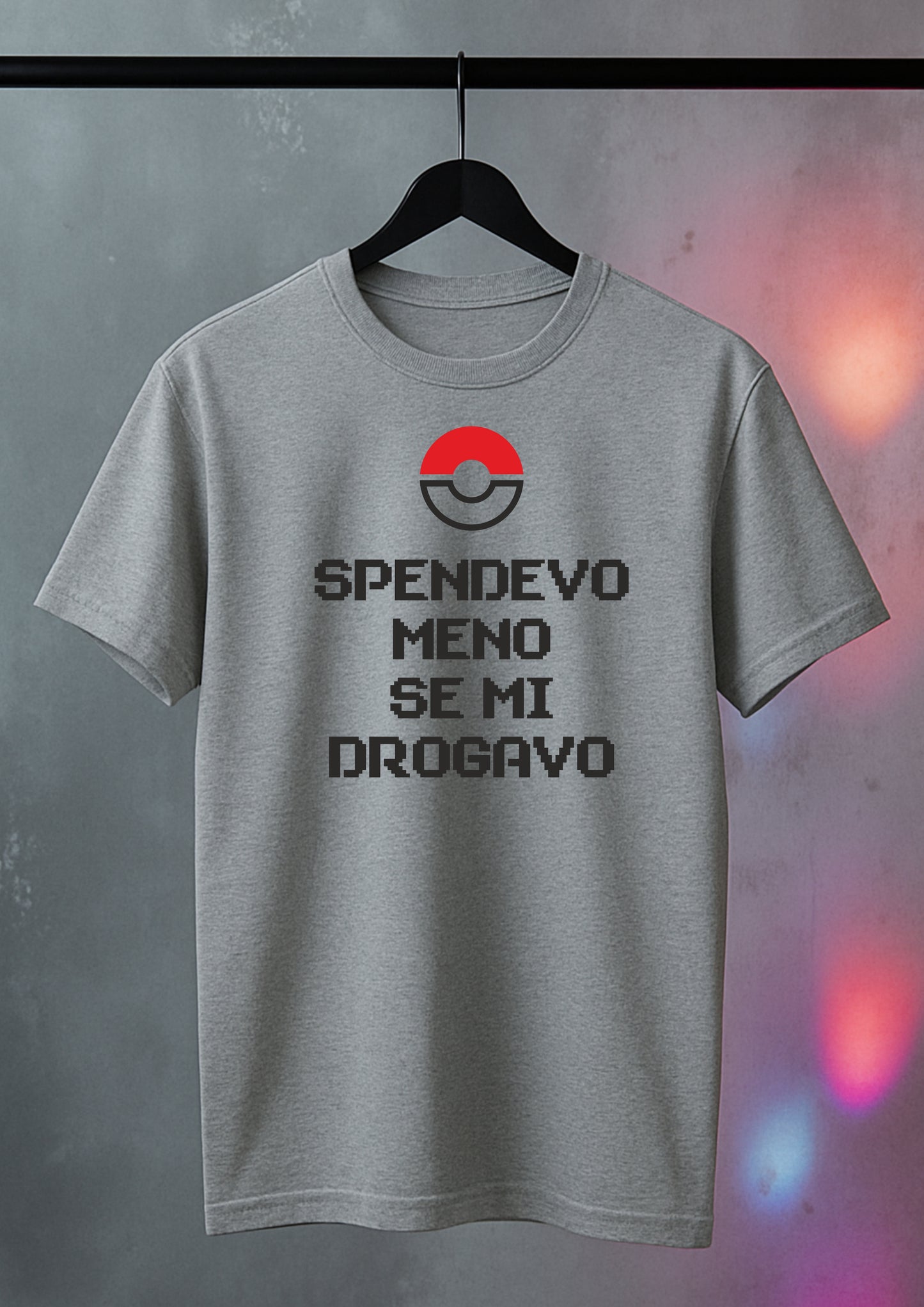 T-shirt Unisex Spendevo Meno se mi Drogavo – 100% Cotone